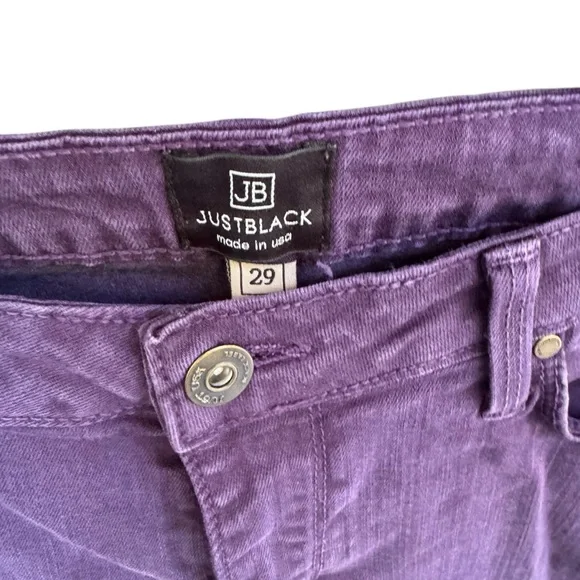 Just Black Women’s Mid Rise Slim Leg Dark Purple Denim Jean Zippered Leg Size 29 - Picture 4 of 9